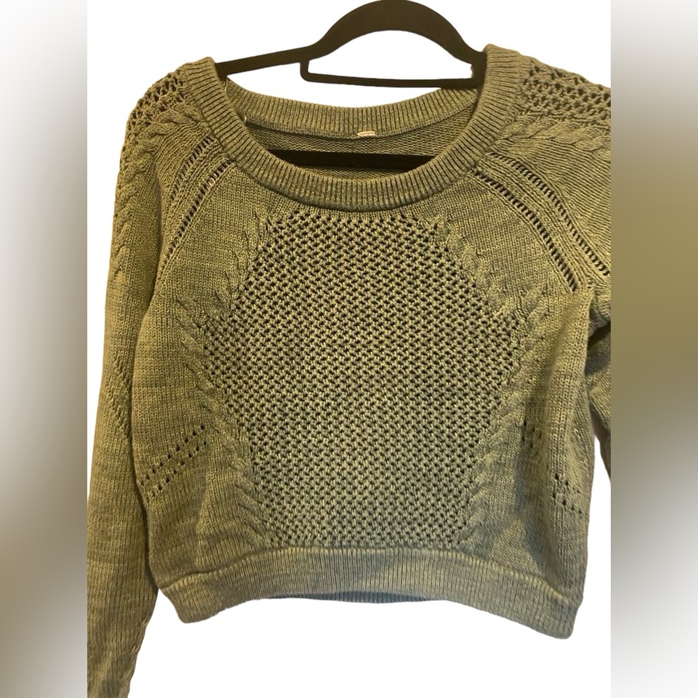 Lululemon cropped knit sweater Size 6/8